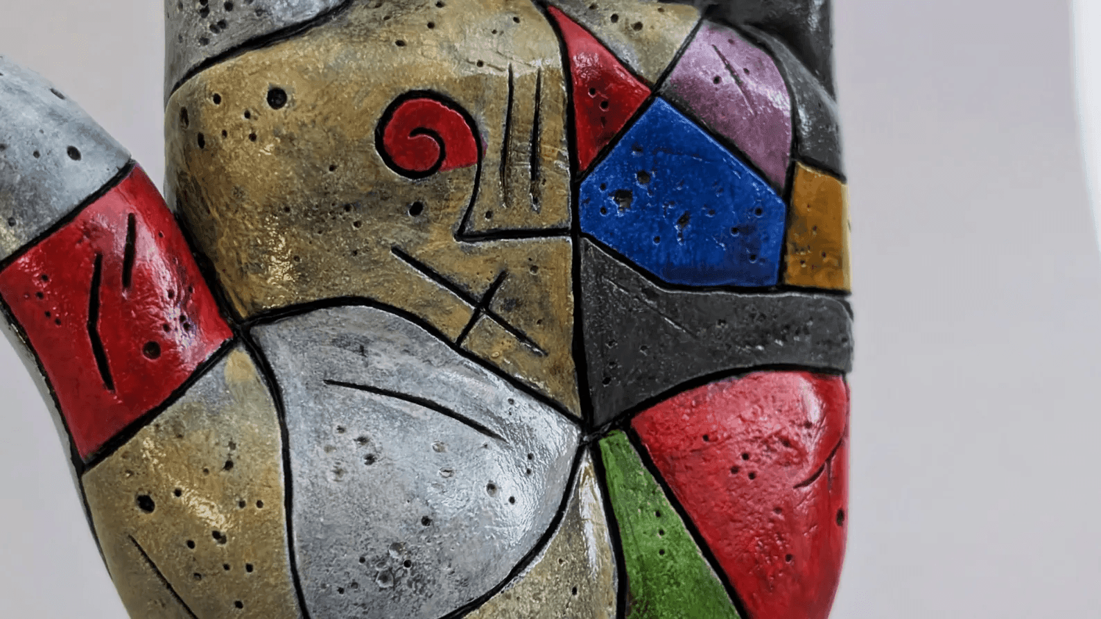 brutalist-hand-02-006